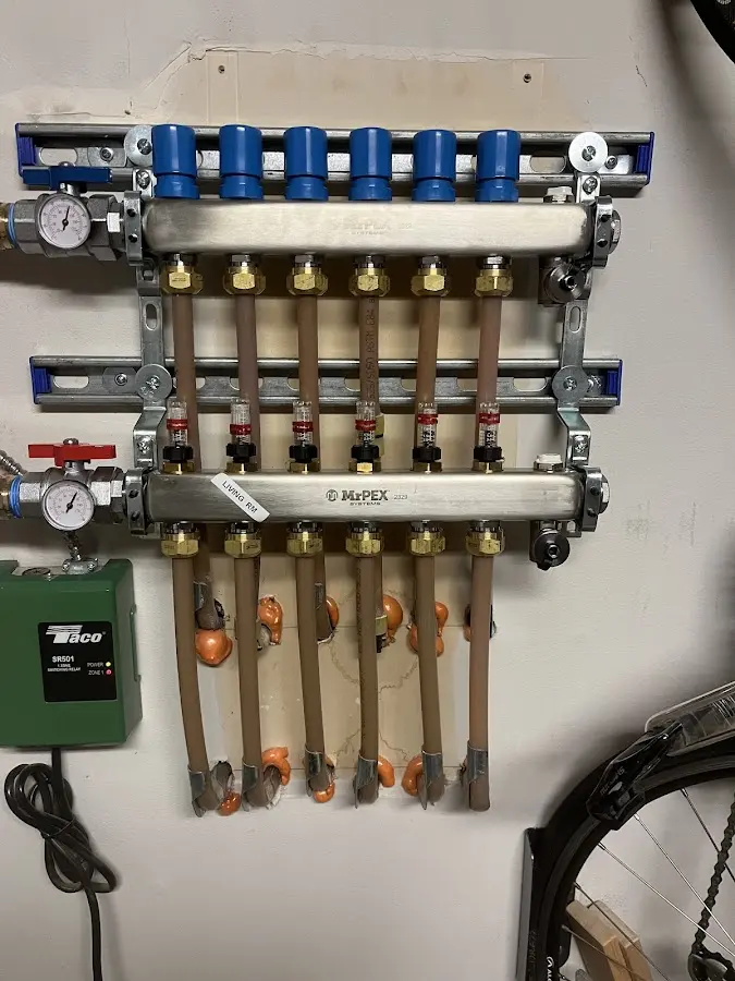 Plumber performing Leak Detection at a residential property in Sebring